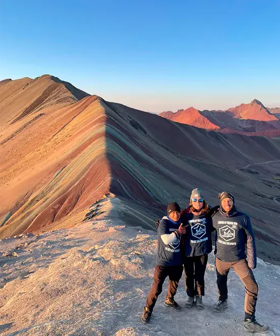 Rainbow Mountain Local Trekkers Peru