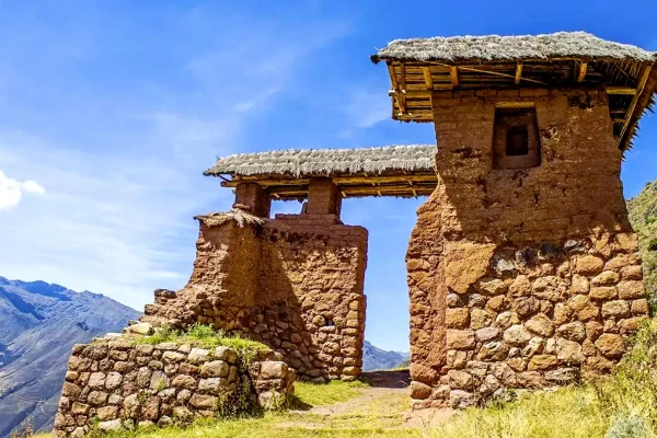 Huchuy Qosqo Trek: 2-Day Hike to the Sacred Valley