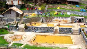 Trek de Lares 4 Días: La Guía Completa para Principiantes