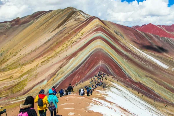 Montagne aux 7 couleurs (Vinicunca) : histoire, signification et guide de voyage