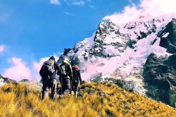 Salkantay 4 Days vs 5 Days: Which Itinerary Should You Book?